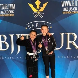 Meet your Posher, Leticia